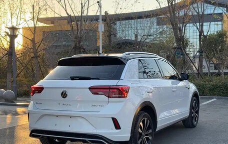 Volkswagen T-Roc I, 2022 год, 2 051 520 рублей, 3 фотография