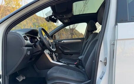 Volkswagen T-Roc I, 2022 год, 2 051 520 рублей, 10 фотография