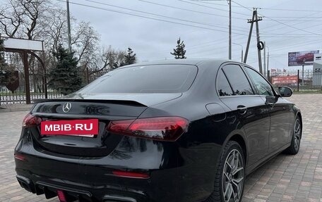 Mercedes-Benz E-Класс, 2020 год, 4 500 000 рублей, 5 фотография