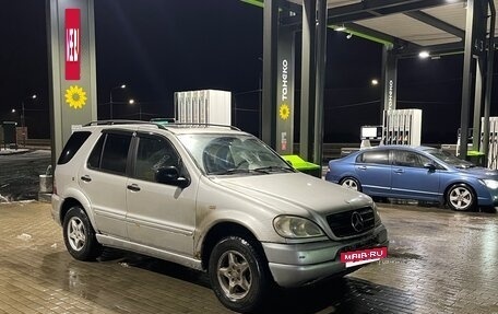 Mercedes-Benz M-Класс, 1998 год, 440 000 рублей, 2 фотография