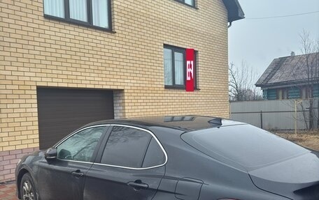 Toyota Camry, 2020 год, 2 850 000 рублей, 3 фотография