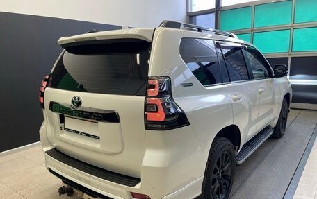 Toyota Land Cruiser Prado 150 рестайлинг 2, 2020 год, 6 900 000 рублей, 6 фотография