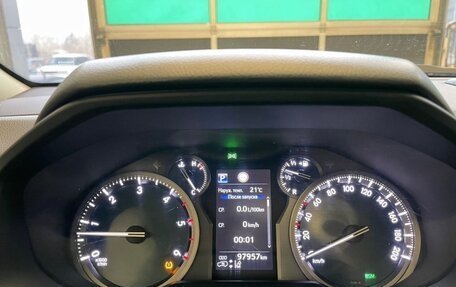 Toyota Land Cruiser Prado 150 рестайлинг 2, 2020 год, 6 900 000 рублей, 11 фотография