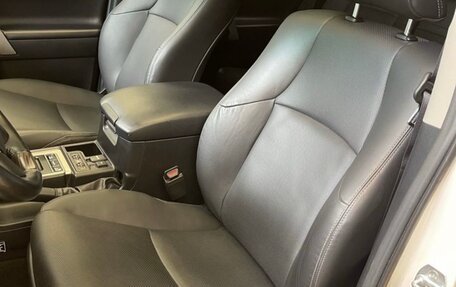 Toyota Land Cruiser Prado 150 рестайлинг 2, 2020 год, 6 900 000 рублей, 13 фотография