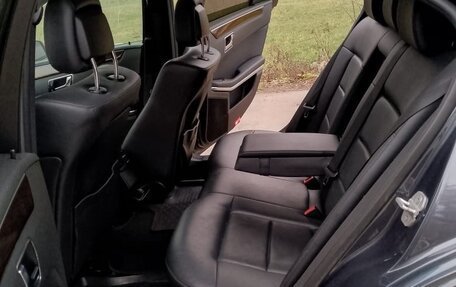 Mercedes-Benz E-Класс, 2010 год, 1 150 000 рублей, 7 фотография