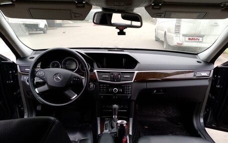 Mercedes-Benz E-Класс, 2010 год, 1 150 000 рублей, 4 фотография