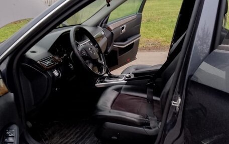 Mercedes-Benz E-Класс, 2010 год, 1 150 000 рублей, 10 фотография