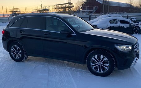 Mercedes-Benz GLC, 2019 год, 4 100 000 рублей, 32 фотография
