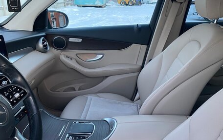 Mercedes-Benz GLC, 2019 год, 4 100 000 рублей, 24 фотография