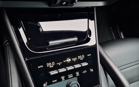 Porsche Cayenne III, 2023 год, 16 000 000 рублей, 12 фотография