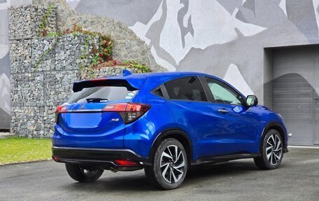 Honda Vezel, 2020 год, 2 350 000 рублей, 5 фотография