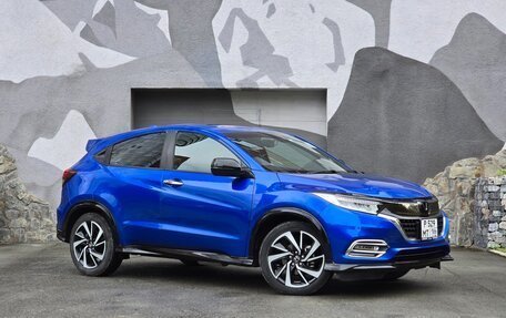 Honda Vezel, 2020 год, 2 350 000 рублей, 3 фотография