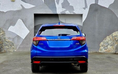 Honda Vezel, 2020 год, 2 350 000 рублей, 4 фотография