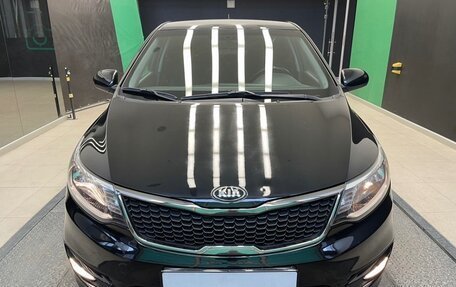 KIA Rio III рестайлинг, 2015 год, 1 090 000 рублей, 2 фотография