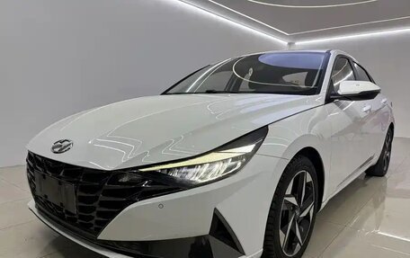 Hyundai Elantra, 2022 год, 1 500 000 рублей, 1 фотография