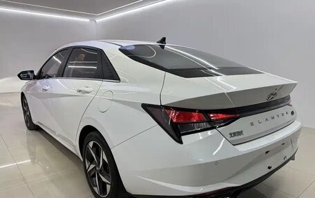 Hyundai Elantra, 2022 год, 1 500 000 рублей, 13 фотография