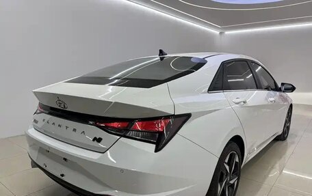 Hyundai Elantra, 2022 год, 1 500 000 рублей, 12 фотография