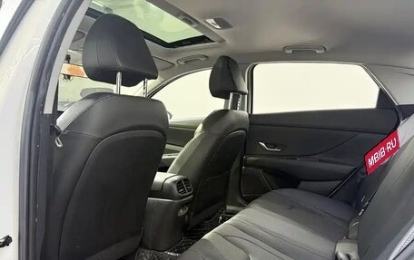 Hyundai Elantra, 2022 год, 1 500 000 рублей, 9 фотография