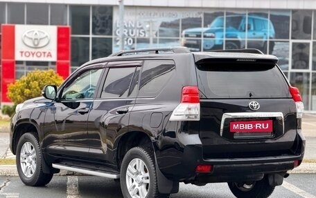 Toyota Land Cruiser Prado 150 рестайлинг 2, 2013 год, 2 650 000 рублей, 6 фотография