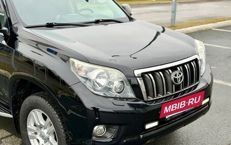 Toyota Land Cruiser Prado 150 рестайлинг 2, 2013 год, 2 650 000 рублей, 11 фотография