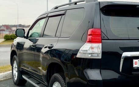 Toyota Land Cruiser Prado 150 рестайлинг 2, 2013 год, 2 650 000 рублей, 18 фотография