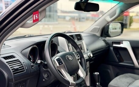 Toyota Land Cruiser Prado 150 рестайлинг 2, 2013 год, 2 650 000 рублей, 30 фотография