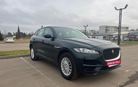 Jaguar F-Pace, 2017 год, 2 770 000 рублей, 2 фотография