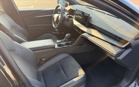 Toyota Camry, 2024 год, 3 799 000 рублей, 12 фотография