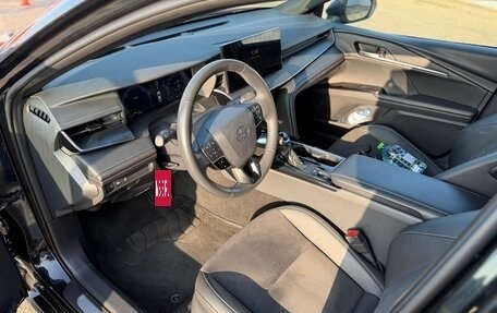 Toyota Camry, 2024 год, 3 799 000 рублей, 10 фотография