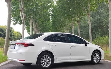 Toyota Corolla, 2022 год, 1 650 000 рублей, 4 фотография