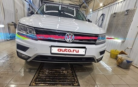 Volkswagen Tiguan II, 2019 год, 2 600 000 рублей, 4 фотография
