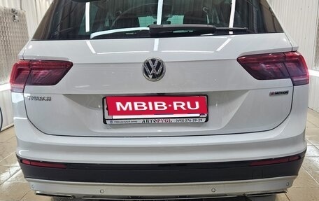 Volkswagen Tiguan II, 2019 год, 2 600 000 рублей, 15 фотография