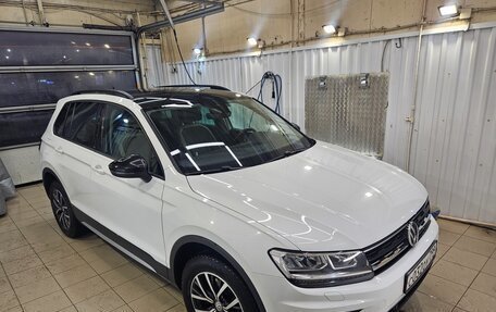 Volkswagen Tiguan II, 2019 год, 2 600 000 рублей, 17 фотография