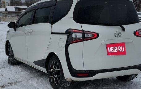 Toyota Sienta II, 2016 год, 1 530 000 рублей, 6 фотография
