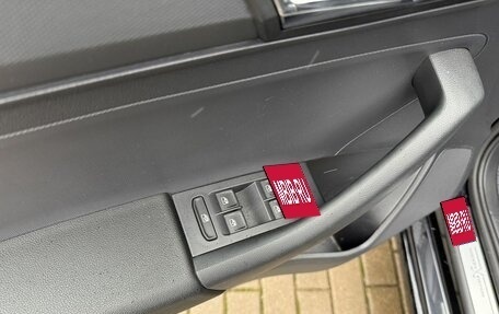 Skoda Rapid I, 2018 год, 1 350 000 рублей, 13 фотография