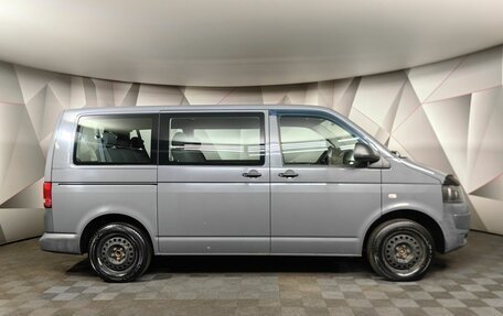 Volkswagen Caravelle T5, 2012 год, 1 398 000 рублей, 6 фотография