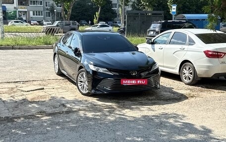 Toyota Camry, 2018 год, 3 300 000 рублей, 12 фотография