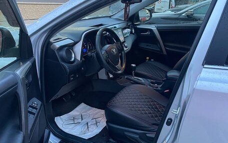 Toyota RAV4, 2014 год, 2 050 000 рублей, 10 фотография