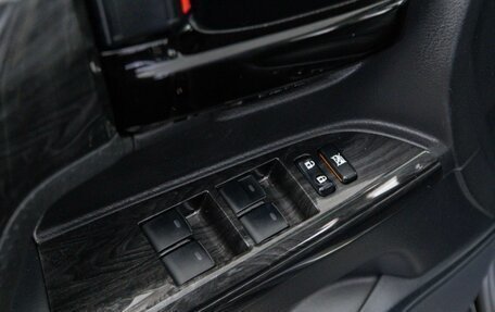 Toyota Land Cruiser 200, 2018 год, 5 849 999 рублей, 14 фотография