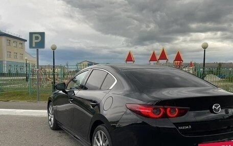 Mazda 3, 2021 год, 2 050 000 рублей, 8 фотография