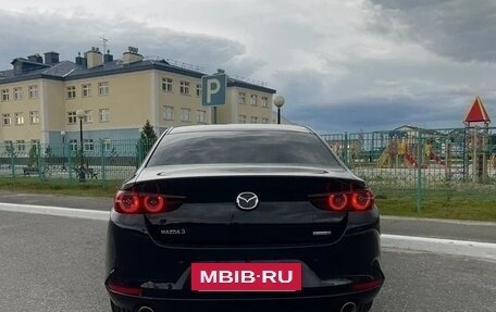 Mazda 3, 2021 год, 2 050 000 рублей, 7 фотография
