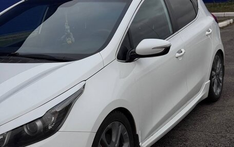 KIA cee'd GT II, 2014 год, 1 400 000 рублей, 10 фотография