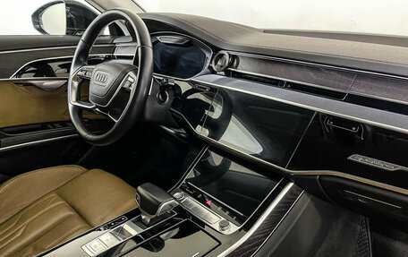 Audi A8, 2018 год, 4 077 000 рублей, 9 фотография