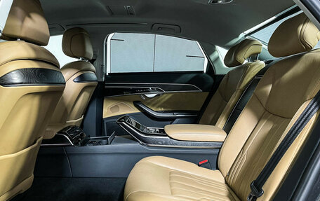 Audi A8, 2018 год, 4 077 000 рублей, 10 фотография