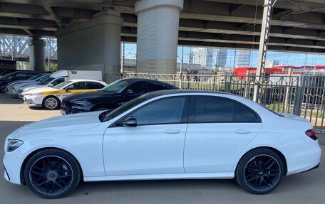 Mercedes-Benz E-Класс, 2022 год, 4 980 000 рублей, 3 фотография