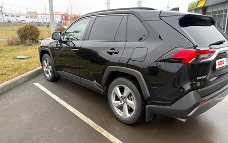 Toyota RAV4, 2020 год, 3 250 000 рублей, 14 фотография