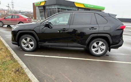 Toyota RAV4, 2020 год, 3 250 000 рублей, 15 фотография