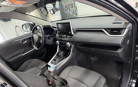 Toyota RAV4, 2020 год, 3 250 000 рублей, 22 фотография