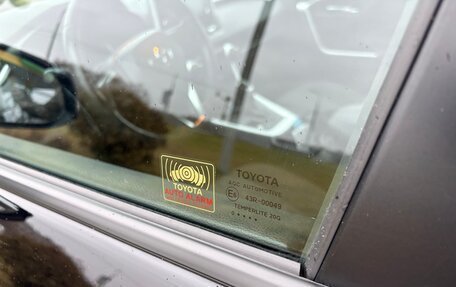 Toyota RAV4, 2020 год, 3 250 000 рублей, 26 фотография