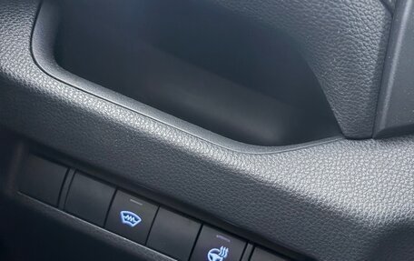 Toyota RAV4, 2020 год, 3 250 000 рублей, 32 фотография